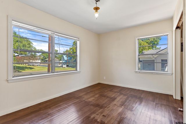 409 E 5th Street, Tyler, TX 75701