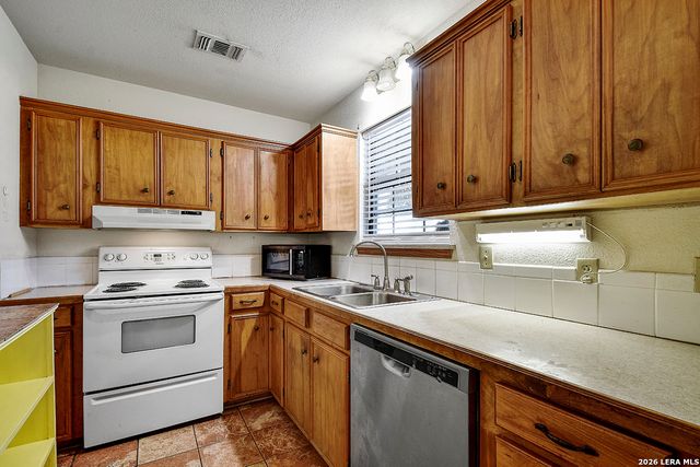 1009 Tanglewood, Spring Branch, TX 78070