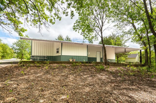 38 Jubilee Farm Road, Bells, TX 75414