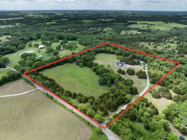38 Jubilee Farm Road, Bells, TX 75414