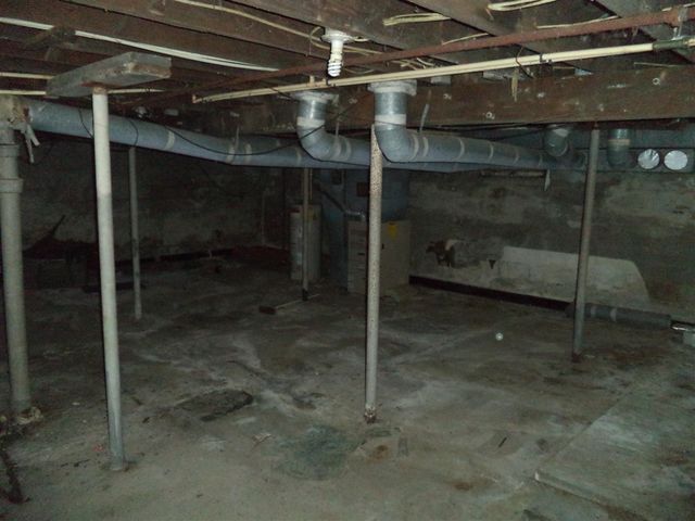 841 E 8th Street, Flint, MI 48503