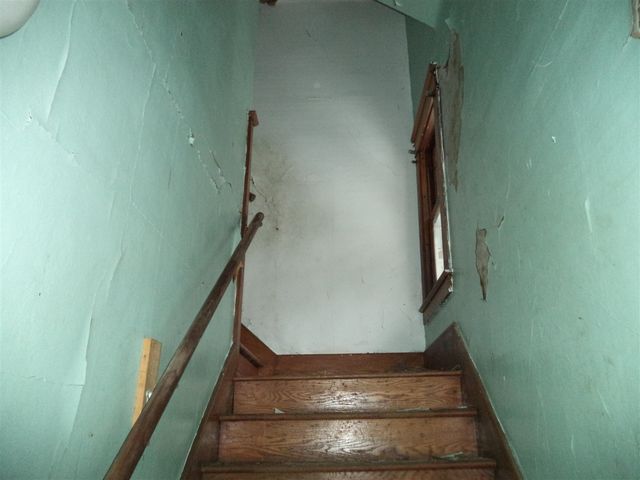 841 E 8th Street, Flint, MI 48503