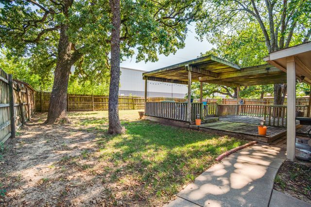316 County Road 173, Gainesville, TX 76240