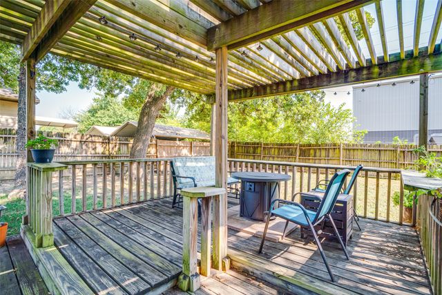 316 County Road 173, Gainesville, TX 76240