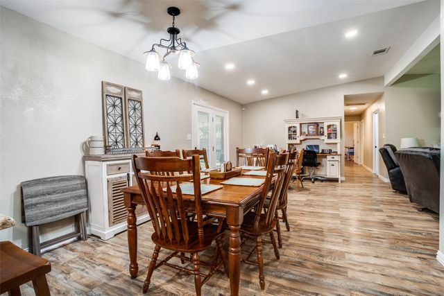 316 County Road 173, Gainesville, TX 76240