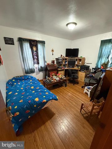 208 S PENNSYLVANIA AVE, Centre Hall, PA 16828