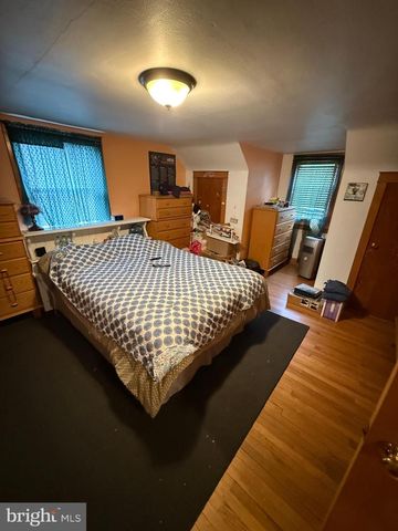 208 S PENNSYLVANIA AVE, Centre Hall, PA 16828