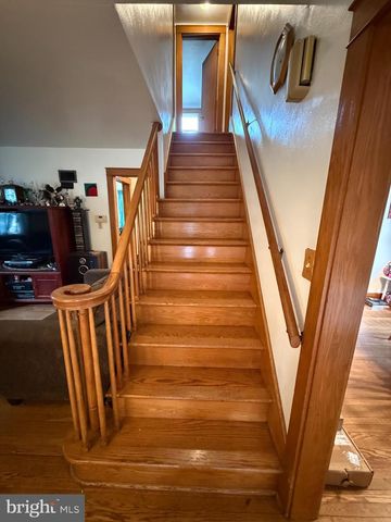 208 S PENNSYLVANIA AVE, Centre Hall, PA 16828