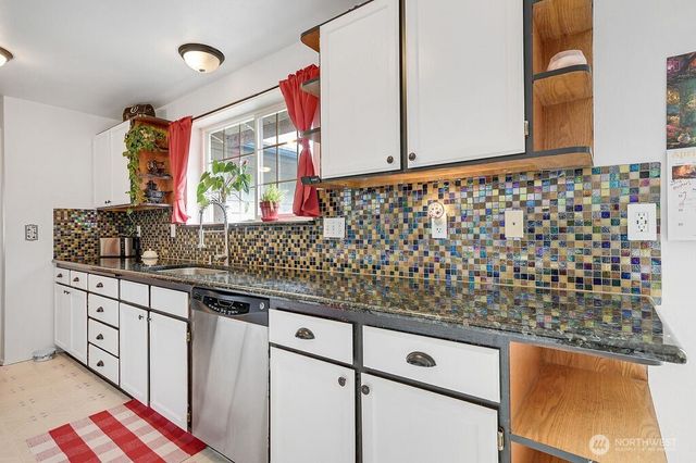 1420 McPherson Street, Port Townsend, WA 98368