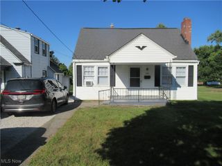 788 Mckinley Avenue, Bedford, OH 44146