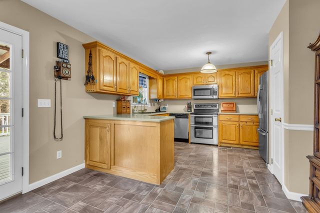 4897 Pyles Rd, Chapel Hill, TN 37034