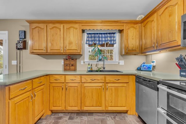 4897 Pyles Rd, Chapel Hill, TN 37034