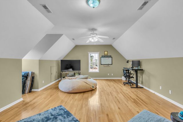 4897 Pyles Rd, Chapel Hill, TN 37034