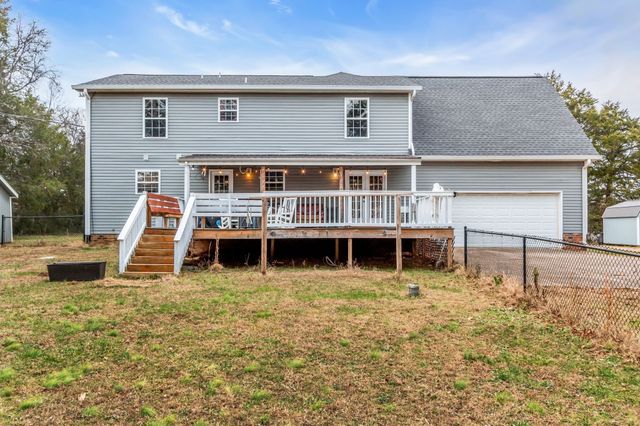 4897 Pyles Rd, Chapel Hill, TN 37034