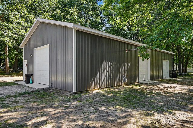 17566 Blue Star Memorial Highway, South Haven, MI 49090