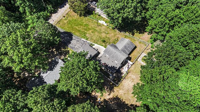 17566 Blue Star Memorial Highway, South Haven, MI 49090