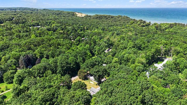 17566 Blue Star Memorial Highway, South Haven, MI 49090