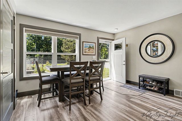 17566 Blue Star Memorial Highway, South Haven, MI 49090