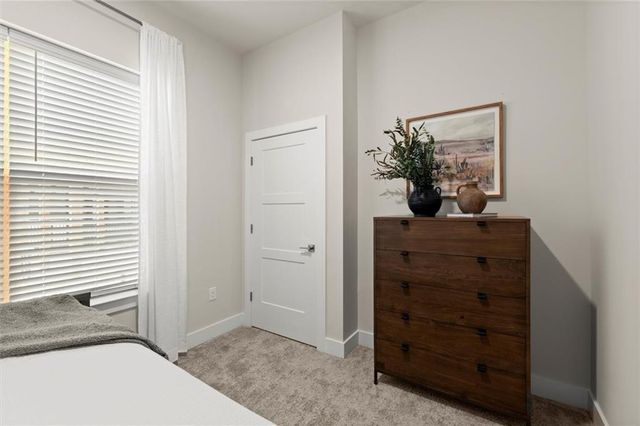 2648 Sandy Plains Road 240, Marietta, GA 30066