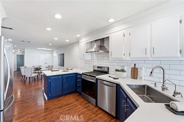 2624 Forest Lake 13, Santa Ana, CA 92705