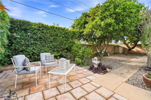 2624 Forest Lake 13, Santa Ana, CA 92705