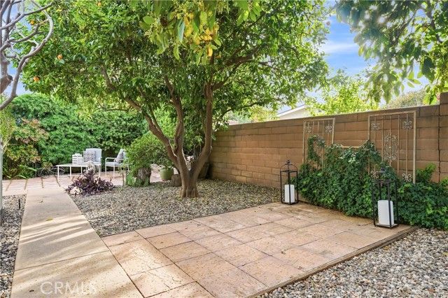 2624 Forest Lake 13, Santa Ana, CA 92705