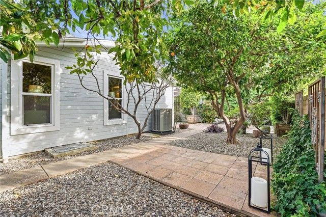 2624 Forest Lake 13, Santa Ana, CA 92705