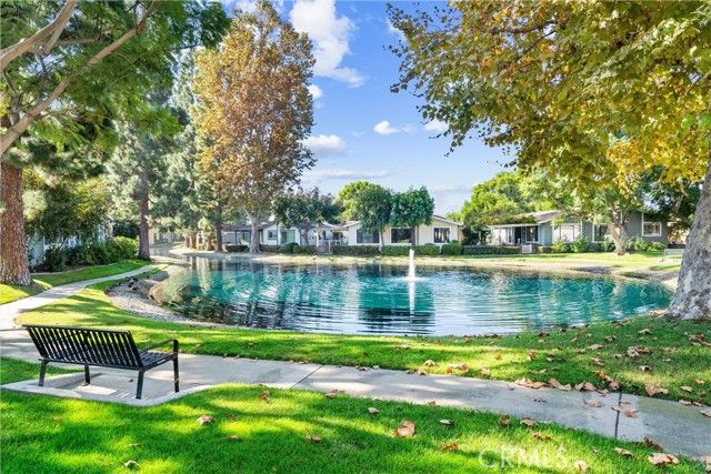 2624 Forest Lake 13, Santa Ana, CA 92705