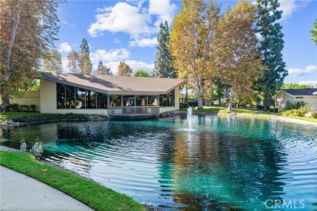 2624 Forest Lake 13, Santa Ana, CA 92705