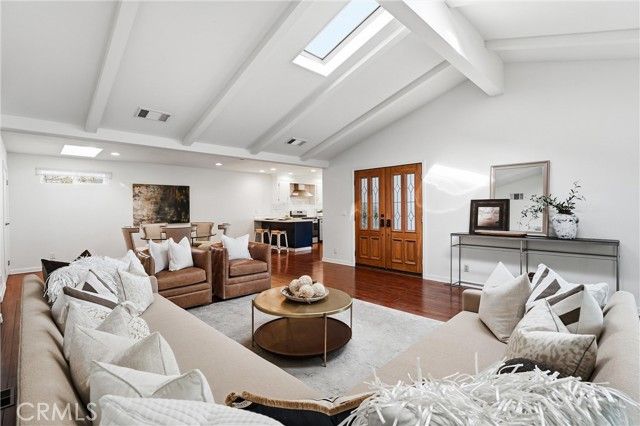 2624 Forest Lake 13, Santa Ana, CA 92705