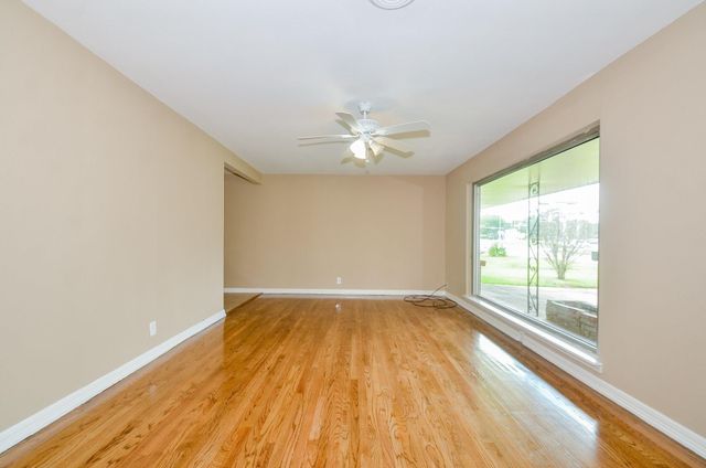 4809 W 43rd Street, Houston, TX 77092