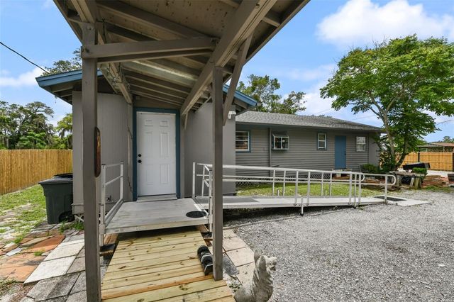 2036 LAKE VIEW AVENUE, Chuluota, FL 32766