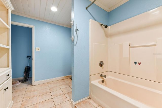 2036 LAKE VIEW AVENUE, Chuluota, FL 32766