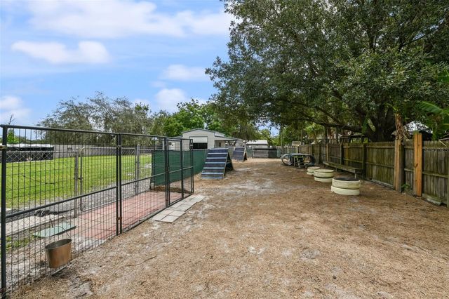 2036 LAKE VIEW AVENUE, Chuluota, FL 32766