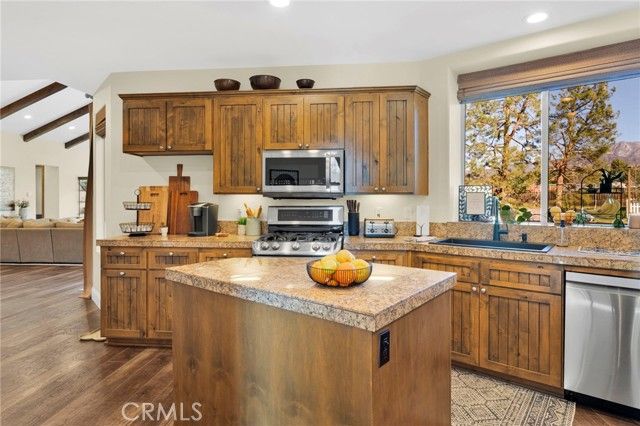 40590 Lincoln, Cherry Valley, CA 92223