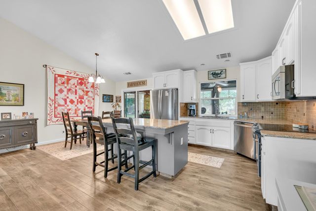 16176 La Canada Road, Madera, CA 93636