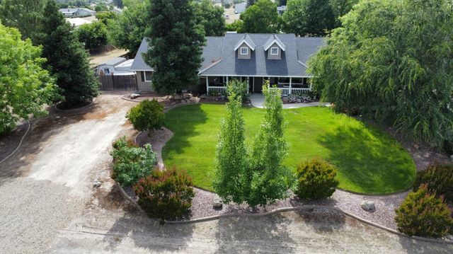 16176 La Canada Road, Madera, CA 93636