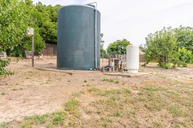 16176 La Canada Road, Madera, CA 93636