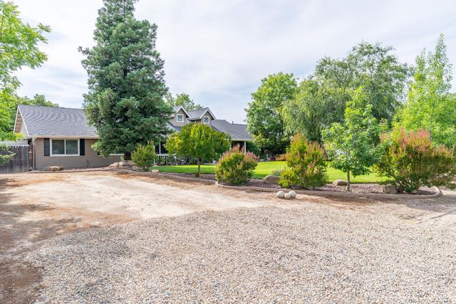 16176 La Canada Road, Madera, CA 93636