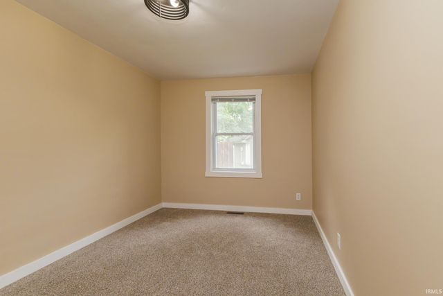 3227 E Randal Drive, Muncie, IN 47303