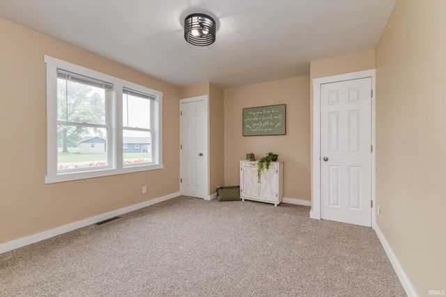 3227 E Randal Drive, Muncie, IN 47303
