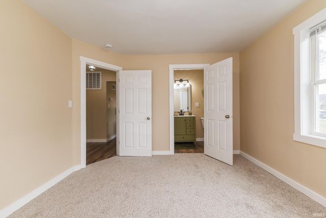 3227 E Randal Drive, Muncie, IN 47303