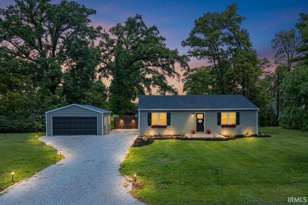 3227 E Randal Drive, Muncie, IN 47303