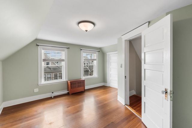 27 Peirce Ave, Everett, MA 02149