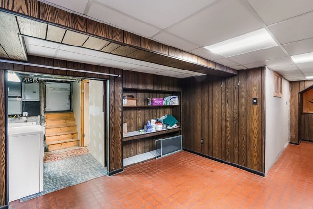 27 Peirce Ave, Everett, MA 02149