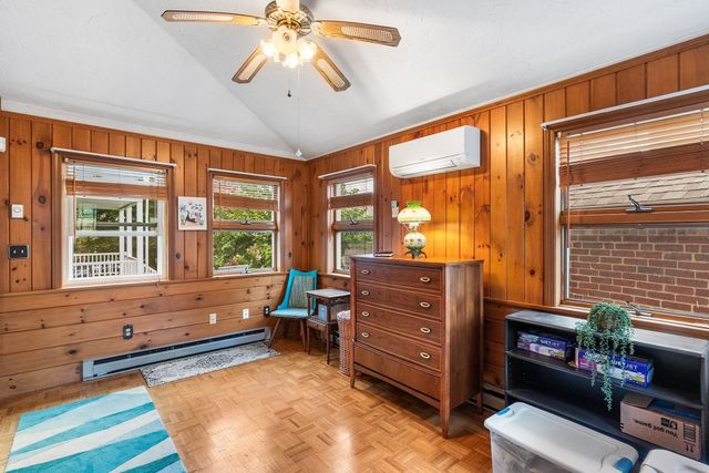 27 Peirce Ave, Everett, MA 02149