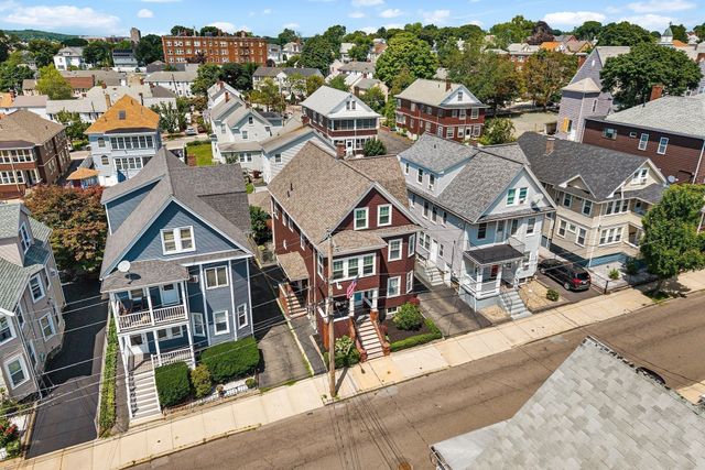 27 Peirce Ave, Everett, MA 02149