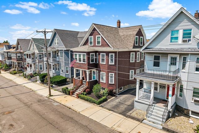 27 Peirce Ave, Everett, MA 02149