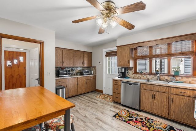 27 Peirce Ave, Everett, MA 02149