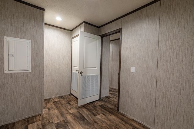 1218 Sunset Dr, Robinson Twp, PA 15019